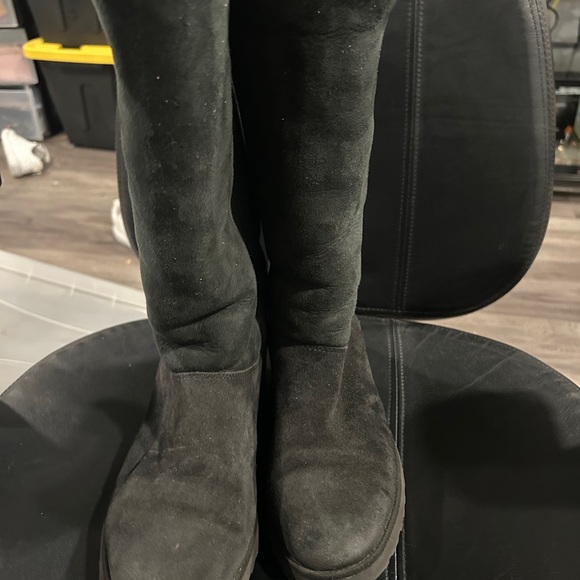 UGG Black Suede Boots size 8 - Picture 6 of 8